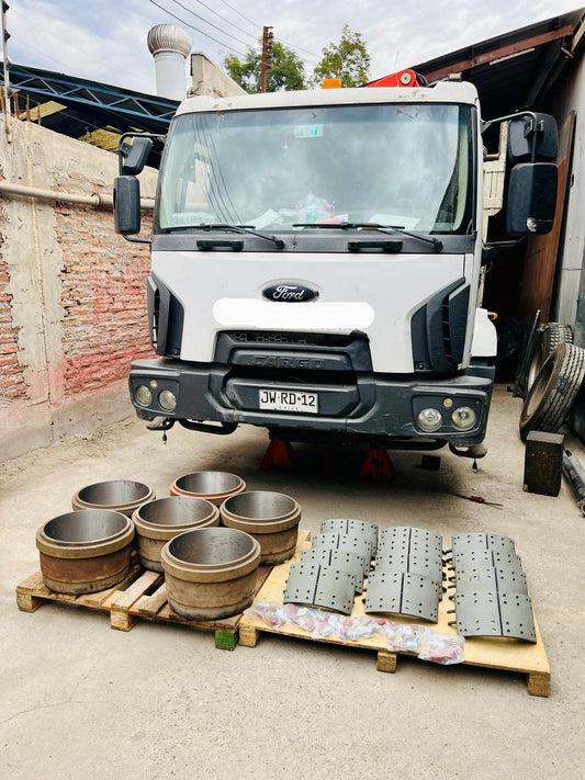 Reparación y Mantención de Frenos Ford Cargo 2629 6x4 en Santiago