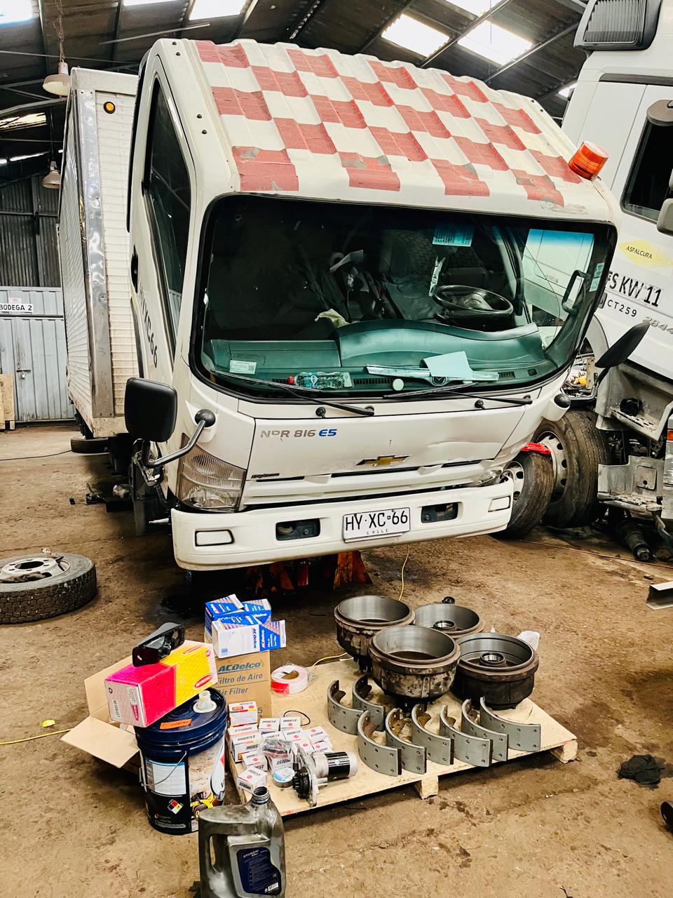 Mantención y Reparación Correctiva de Frenos Chevrolet NPR 816 Euro 5 en Santiago