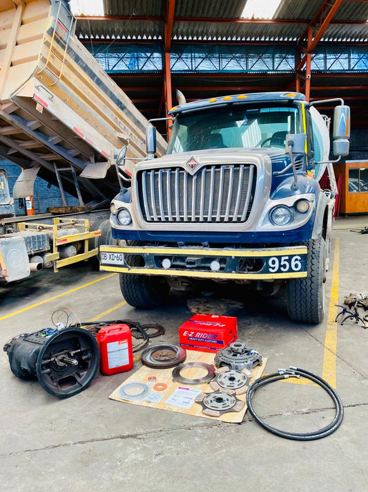 Embrague International 7600 Mixer