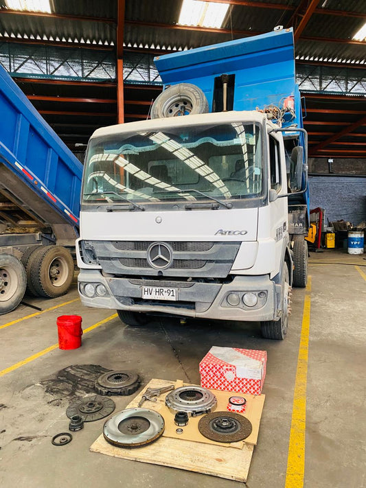 Reparación Correctiva de Embrague Mercedes-Benz Atego 1719/36 en Santiago