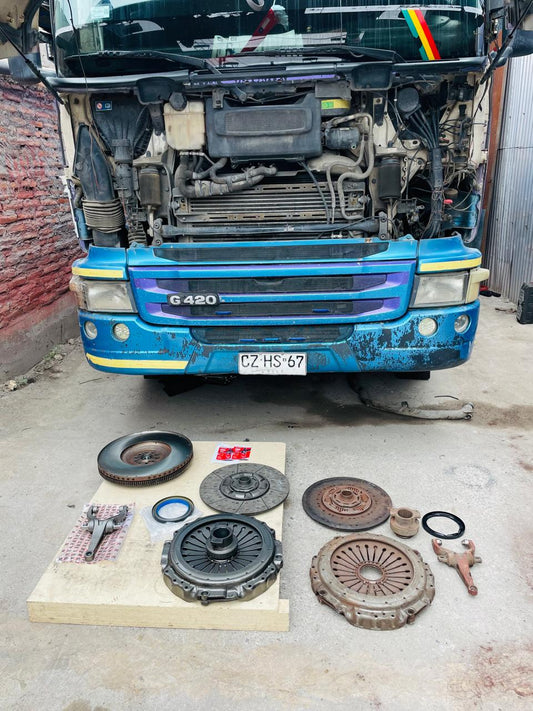 Reparación correctiva de embrague Scania G420 con kit RemanFull 430 mm reforzado