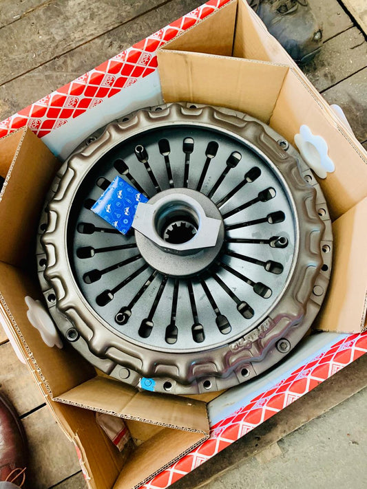 Reparación de Embrague Hino 700 – Importadora Santiago