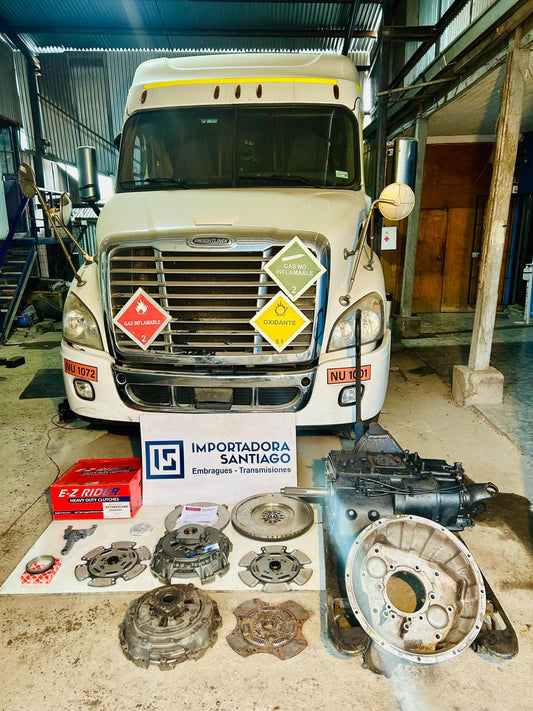 Reparación Correctiva de Caja de Cambios Freightliner Cascadia CA113 en Santiago