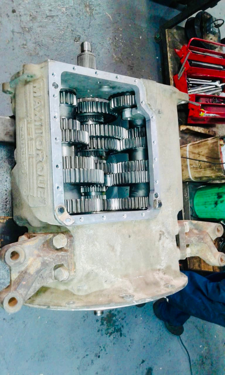 Reparación Cajas de Cambio MAXITORQUE para Camiones Mack Granite / GU8 ...